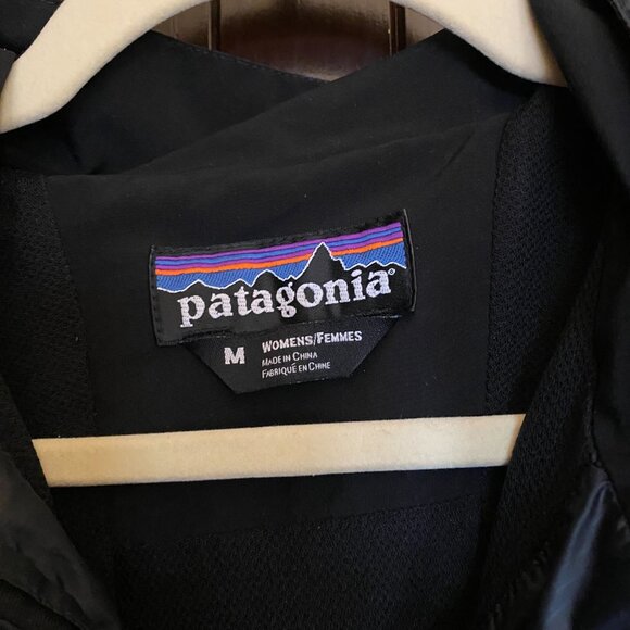 Black Patagonia Wind Breaker - Picture 6 of 6